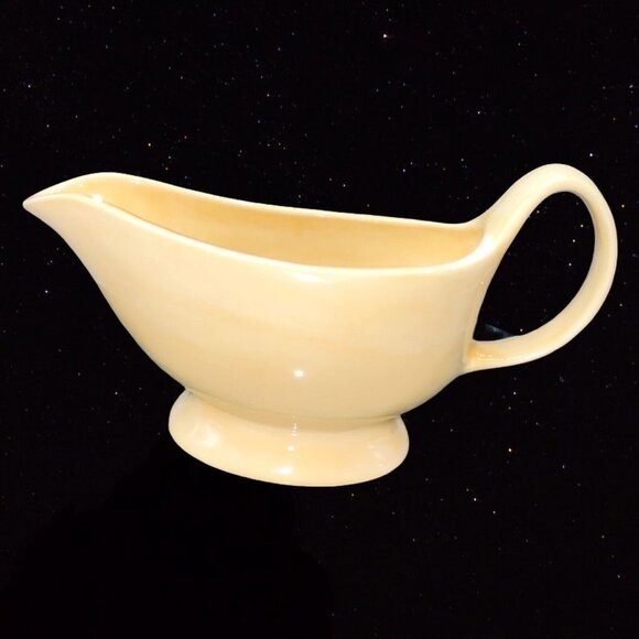 Pottery Barn Sausalito Yellow/Amber Gravy Boat 5”T 9”W Pottery Dinnerware - Picture 6 of 7